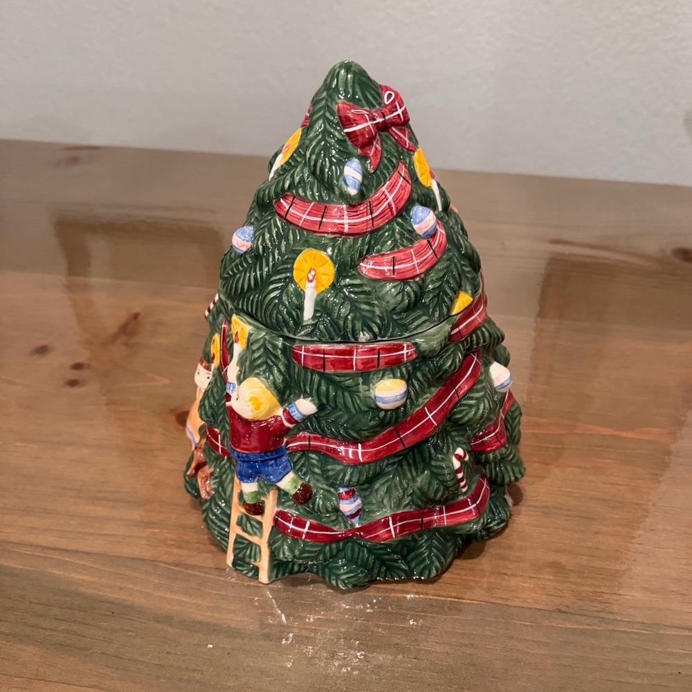 O'Tannenbaum 3D Tree Cookie Jar - Red